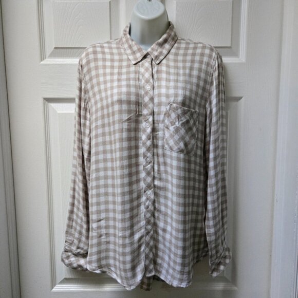 Rails Hunter Powder Wheat Button Up Shirt - Picture 2 of 8